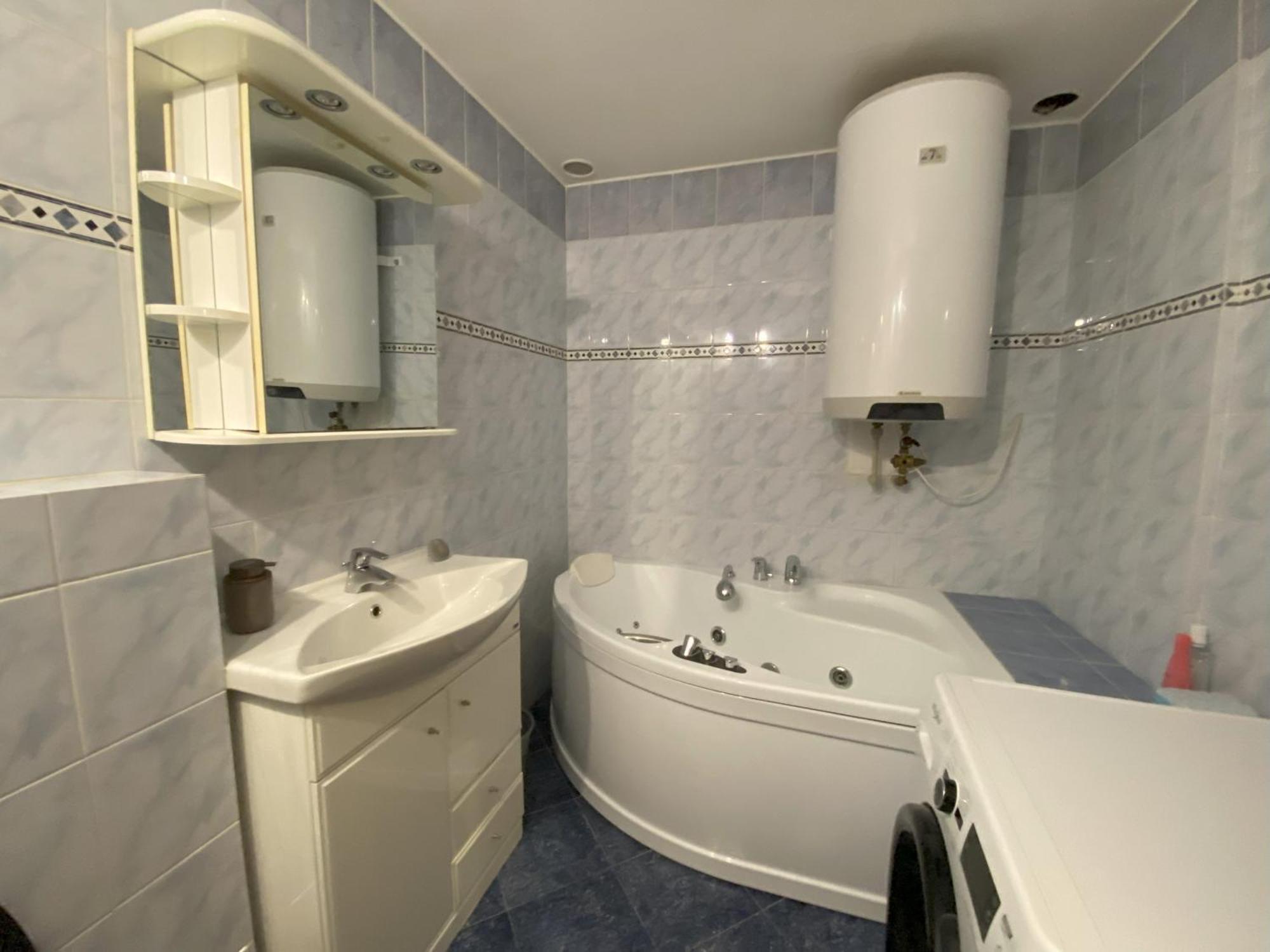 Cozy Garden Apartment In The Heart Of Prag Exteriör bild